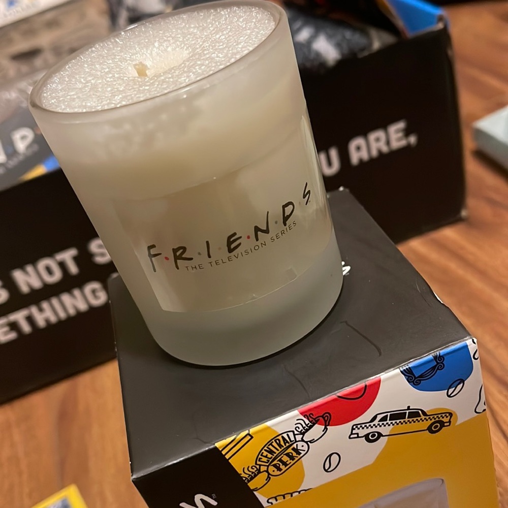 Friends scented candle